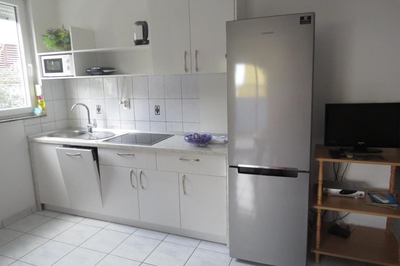 Modra Kuca Apartment Mandre Ngoại thất bức ảnh