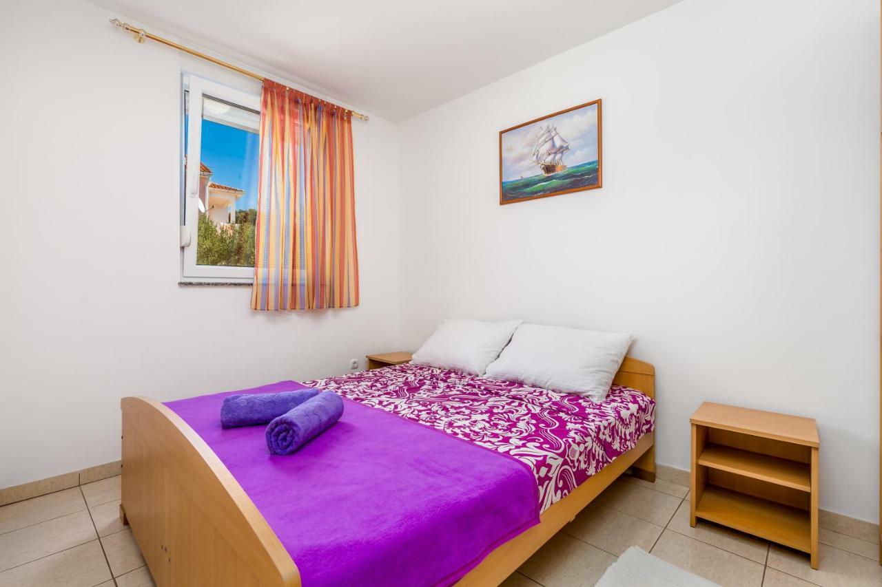 Modra Kuca Apartment Mandre Ngoại thất bức ảnh