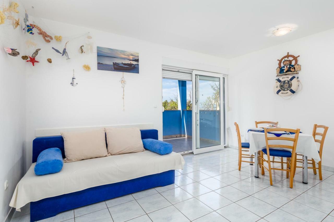 Modra Kuca Apartment Mandre Ngoại thất bức ảnh