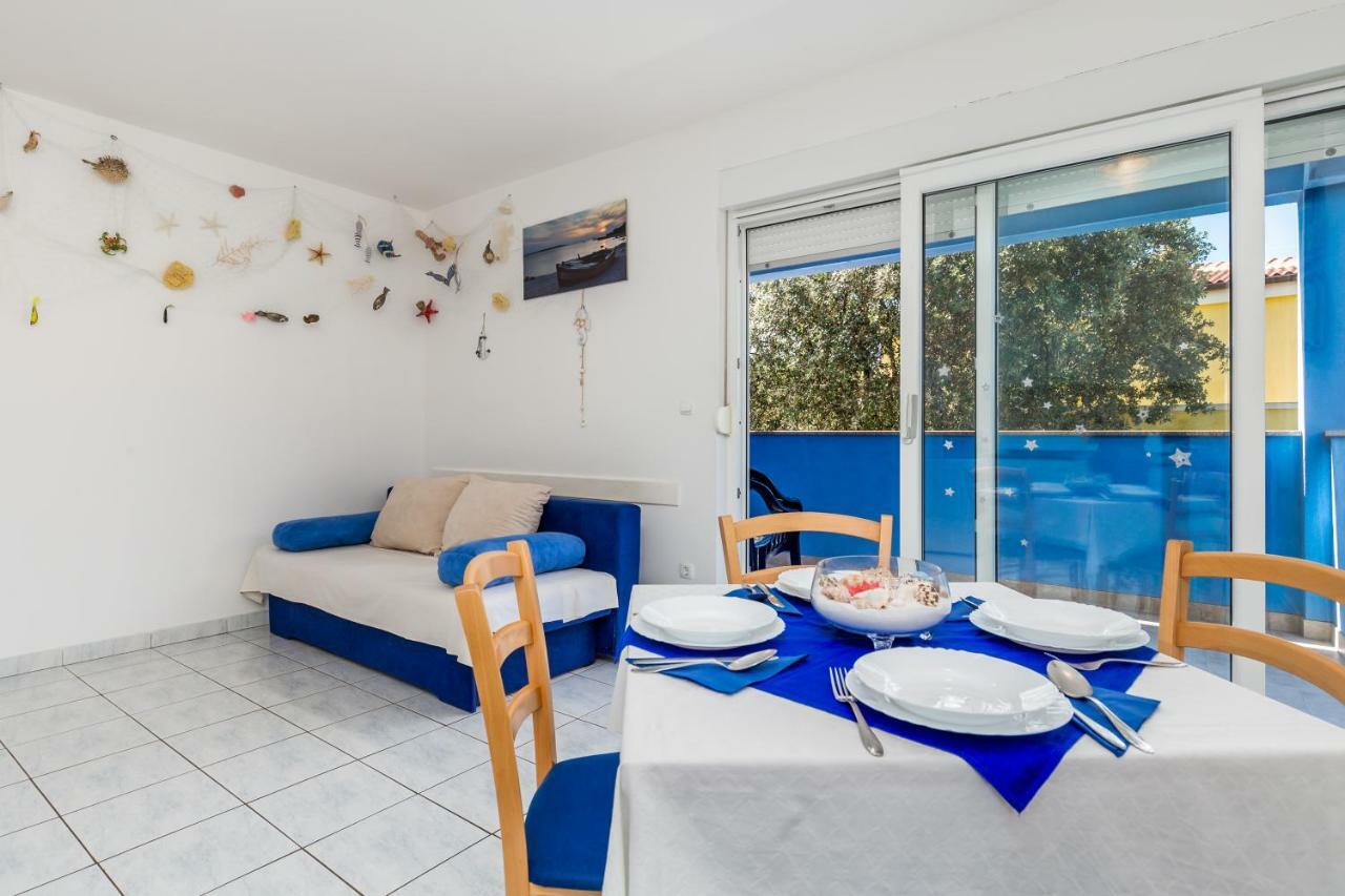 Modra Kuca Apartment Mandre Ngoại thất bức ảnh