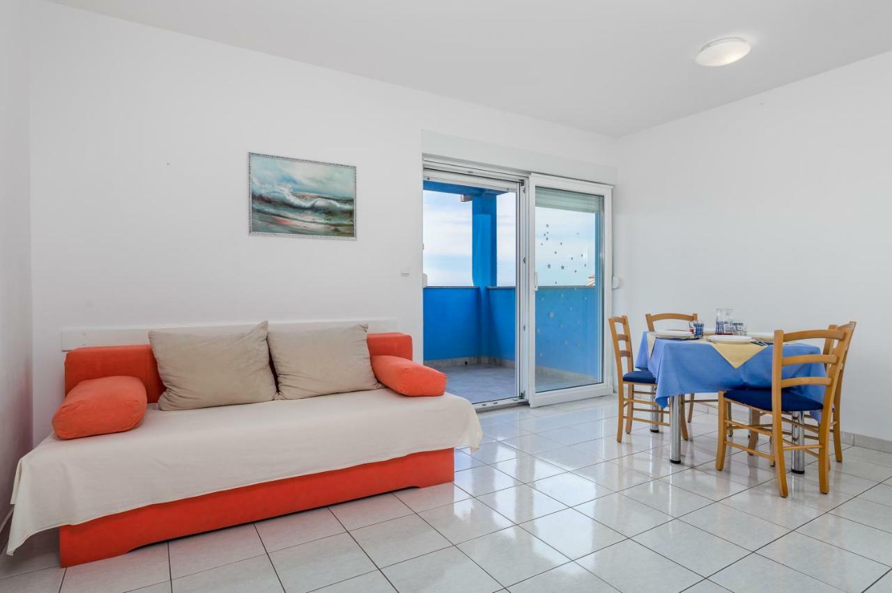 Modra Kuca Apartment Mandre Ngoại thất bức ảnh